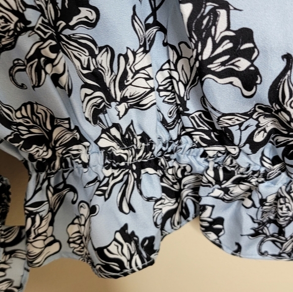 Robert Rodriguez | Blue Black Floral Silk Blouse with Ruffled Split Sleeves - Picture 3 of 6